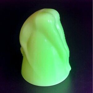 Vintage McKee Glass Ivory Cream Uranium Bottoms Up Shot Glass 30s 40s PAT 77725